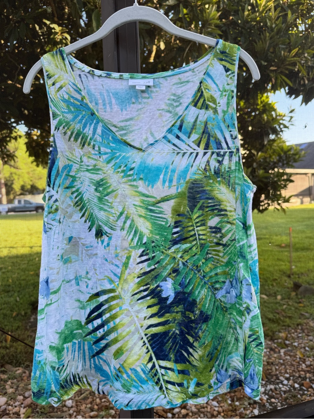 NWOT J. Jill Love Linen Palm Print V-Neck Tank Top M
